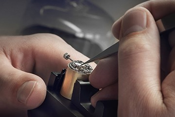 青岛欧米茄腕表洗油中心地址